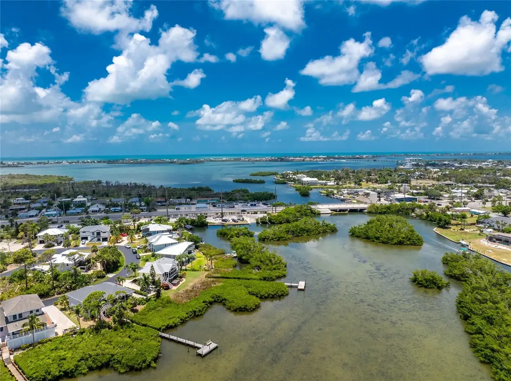1013 Bay Harbor Drive Englewood FL 34224