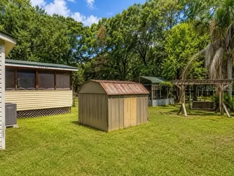 13315 NE 30th Court Anthony FL 32617