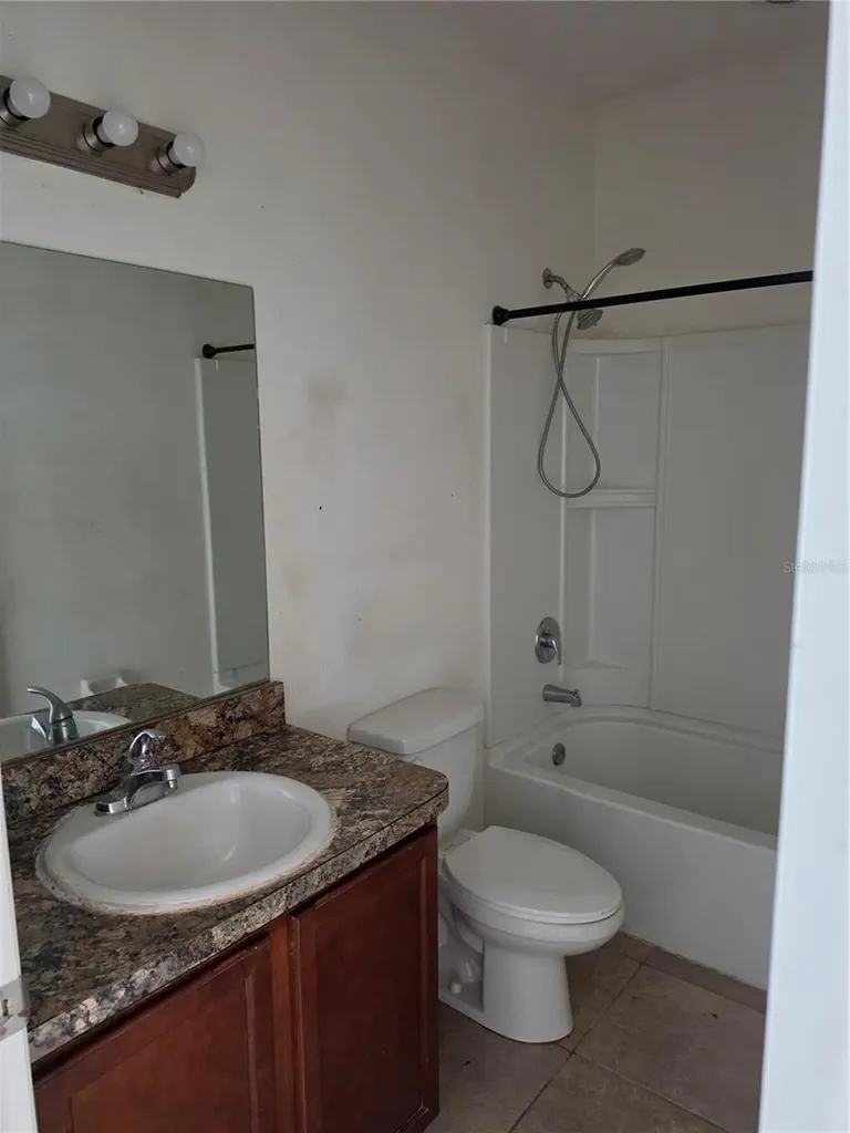 100 Highland Meadows Street Davenport FL 33837