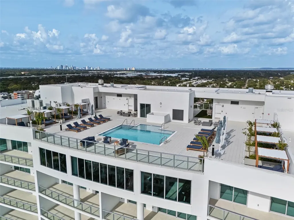 5713 Bowen Daniel Tampa FL 33616