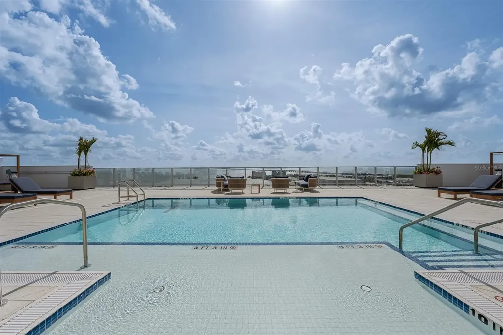 5713 Bowen Daniel Tampa FL 33616