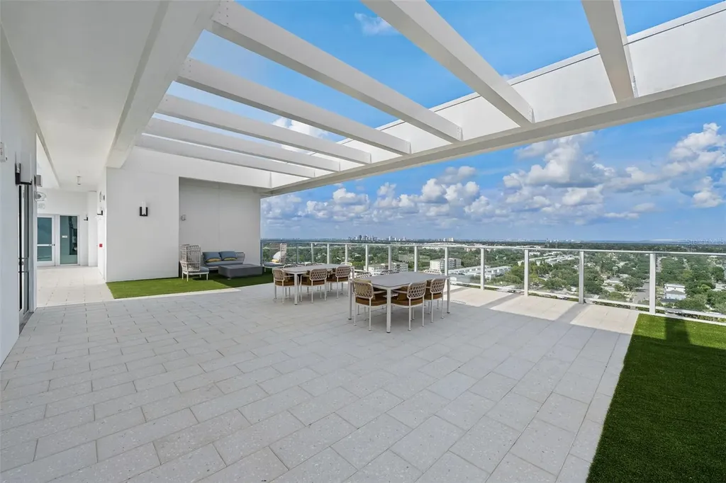 5713 Bowen Daniel Tampa FL 33616