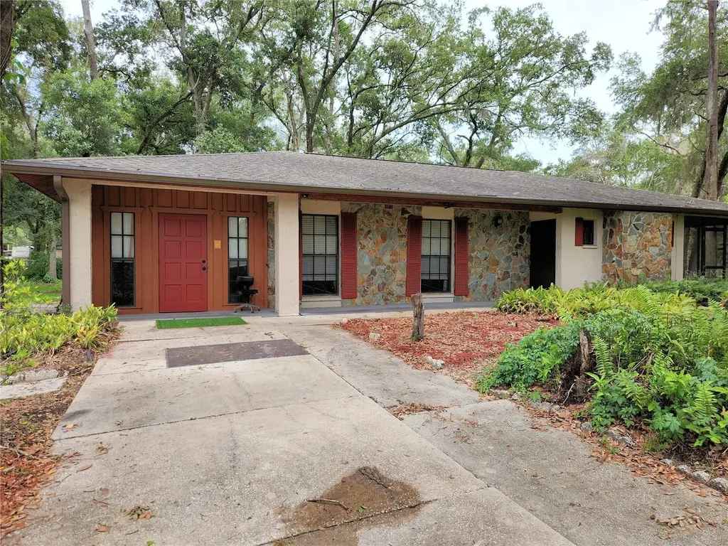11318 Brightwood Drive Seffner FL 33584