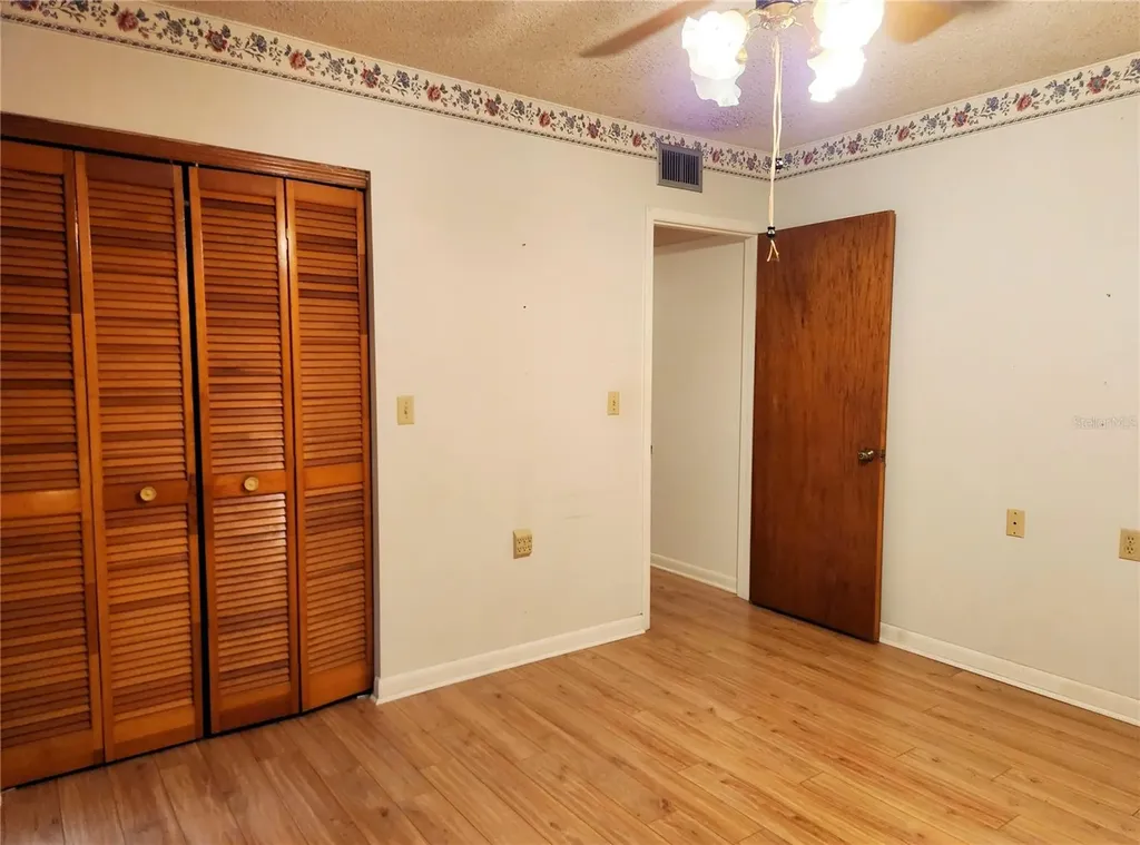 11318 Brightwood Drive Seffner FL 33584