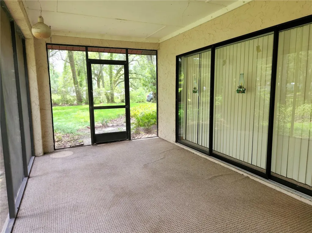 11318 Brightwood Drive Seffner FL 33584
