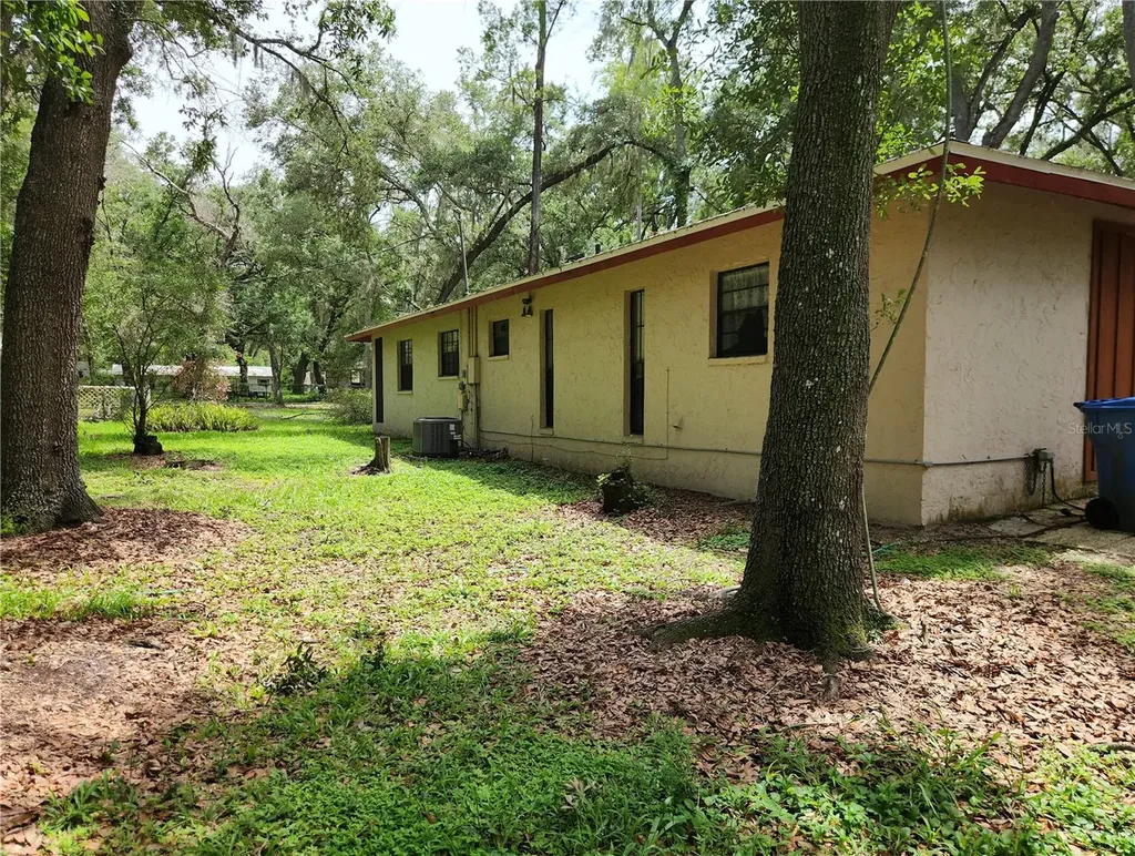 11318 Brightwood Drive Seffner FL 33584