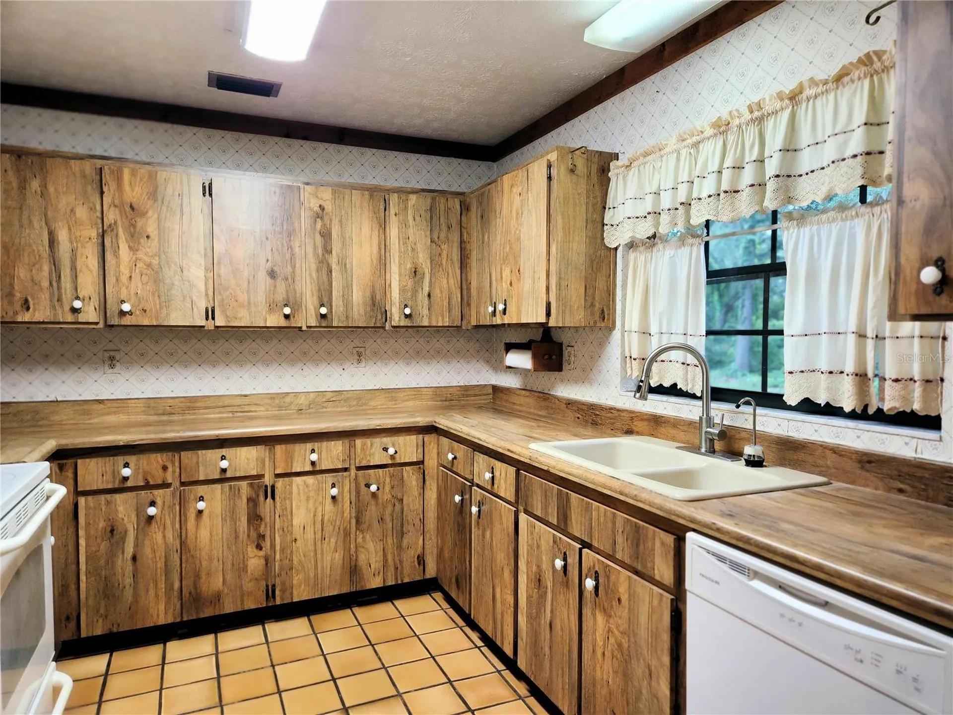 11318 Brightwood Drive Seffner FL 33584