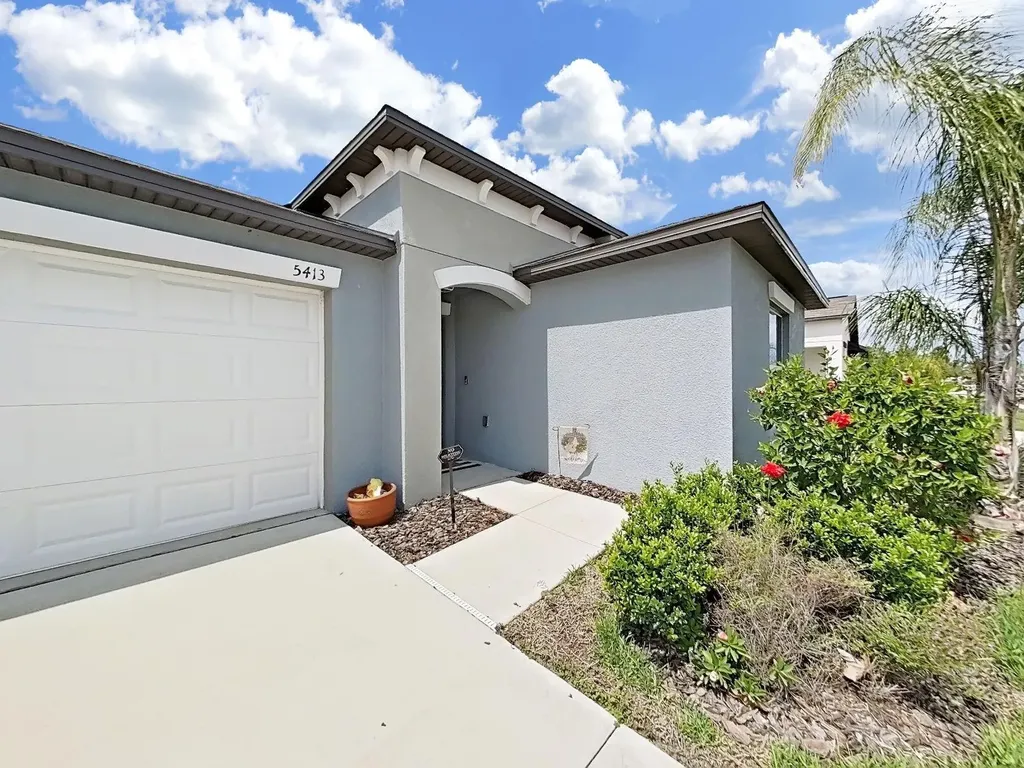 5413 Blue Azure Drive Wimauma FL 33598