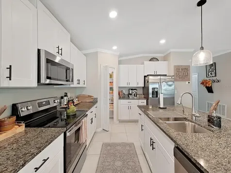5413 Blue Azure Drive Wimauma FL 33598