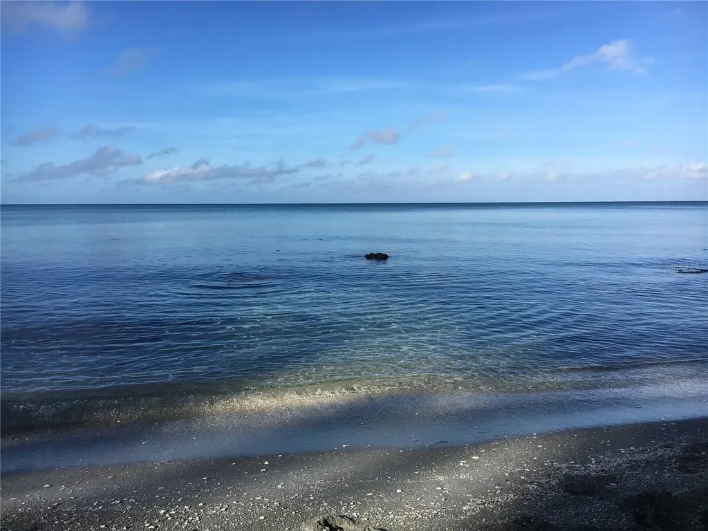 7740 Sanderling Road Sarasota FL 34242