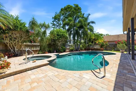 2917 Sandpiper Place Clearwater FL 33762