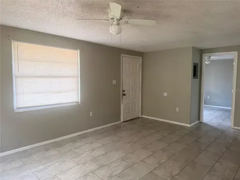 1004 W Mclendon Street Plant City FL 33563