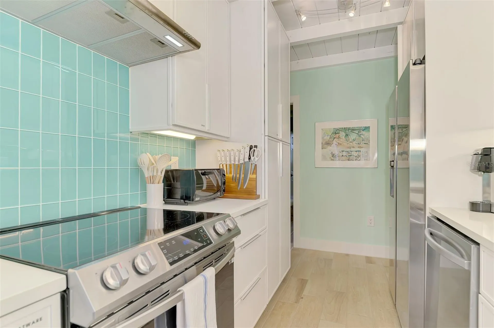 5253 Avenida Del Mare Sarasota FL 34242