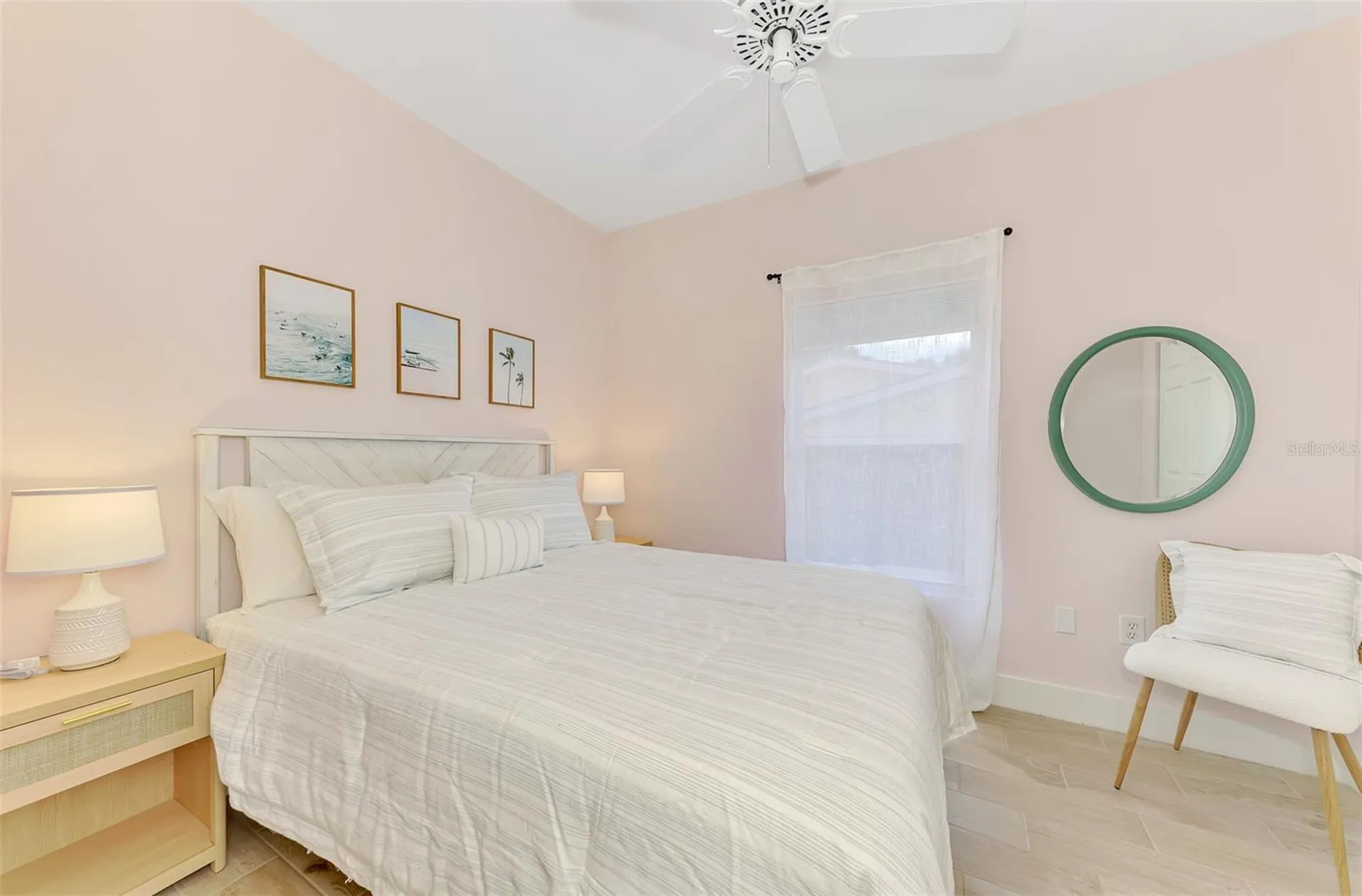 5253 Avenida Del Mare Sarasota FL 34242
