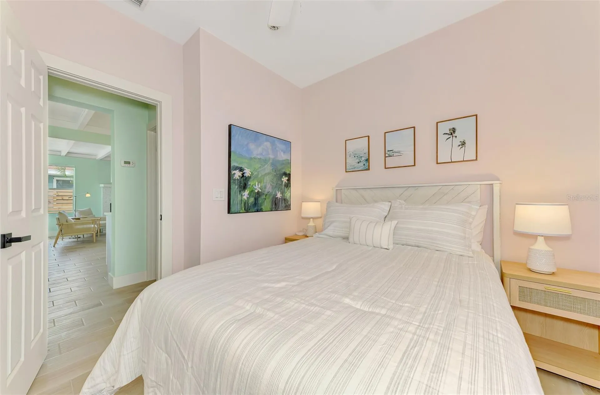 5253 Avenida Del Mare Sarasota FL 34242