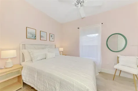 5253 Avenida Del Mare Sarasota FL 34242