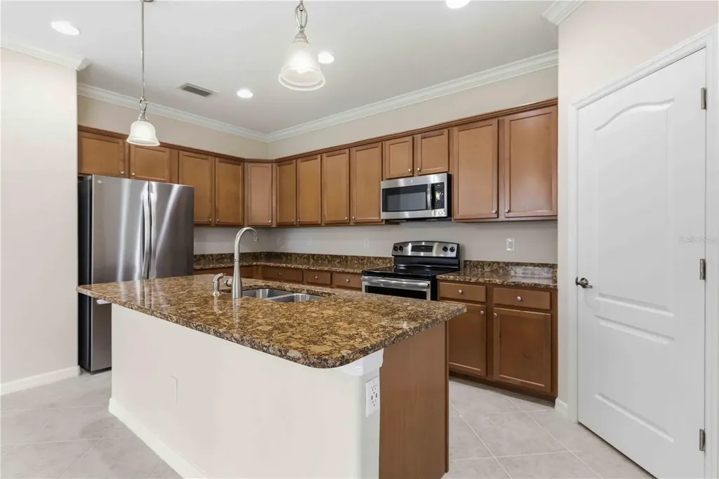 6907 Quiet Creek Drive Bradenton FL 34212