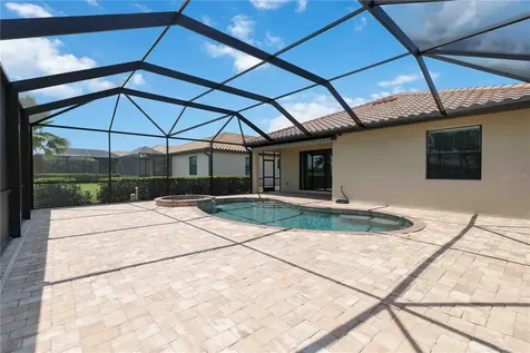 6907 Quiet Creek Drive Bradenton FL 34212