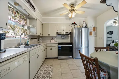 238 Avenue F SE Winter Haven FL 33880