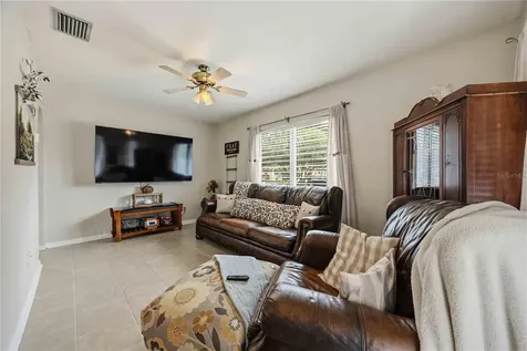 238 Avenue F SE Winter Haven FL 33880