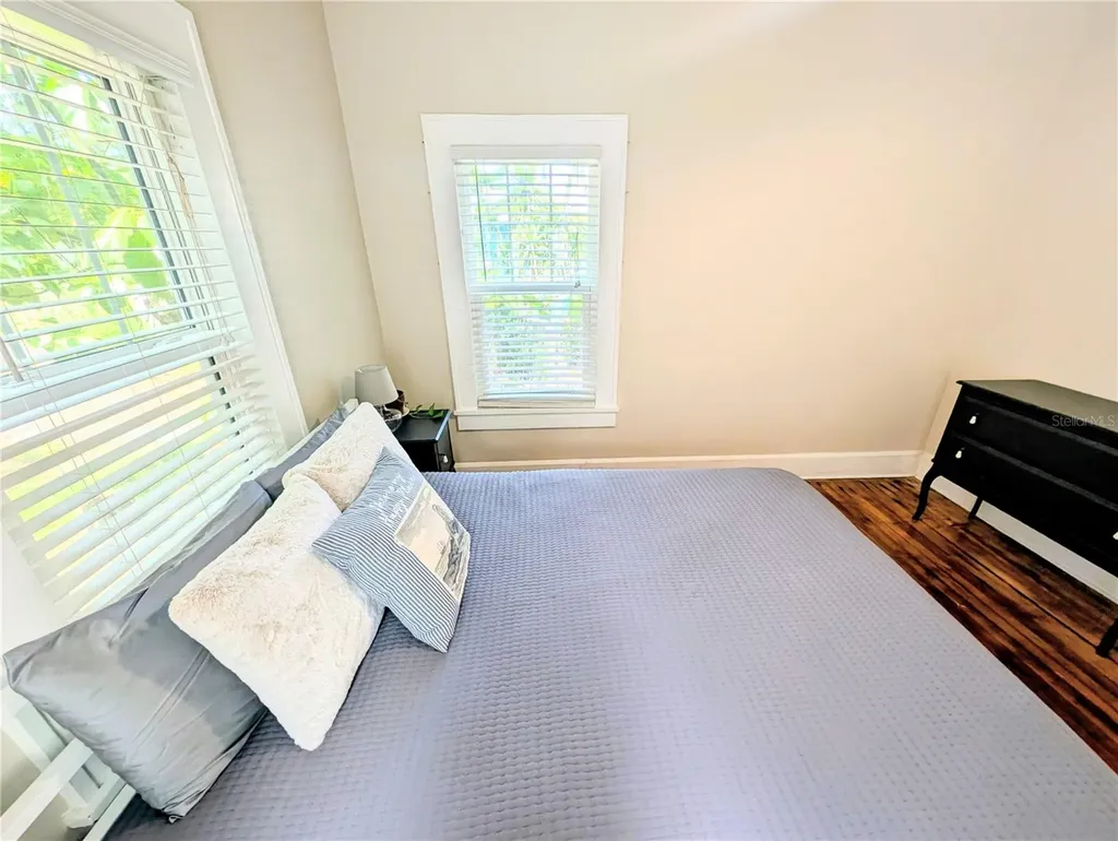 5313 S 18th Avenue S Gulfport FL 33707