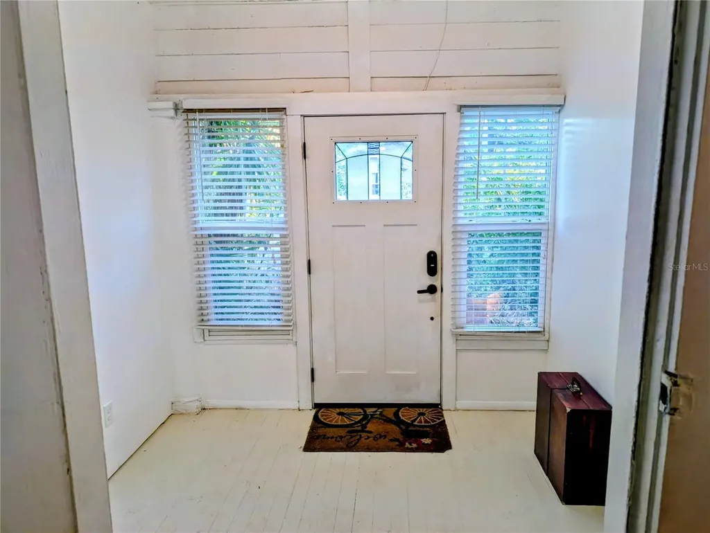 5313 S 18th Avenue S Gulfport FL 33707
