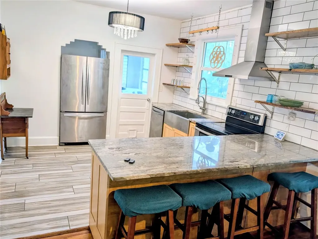 5313 S 18th Avenue S Gulfport FL 33707