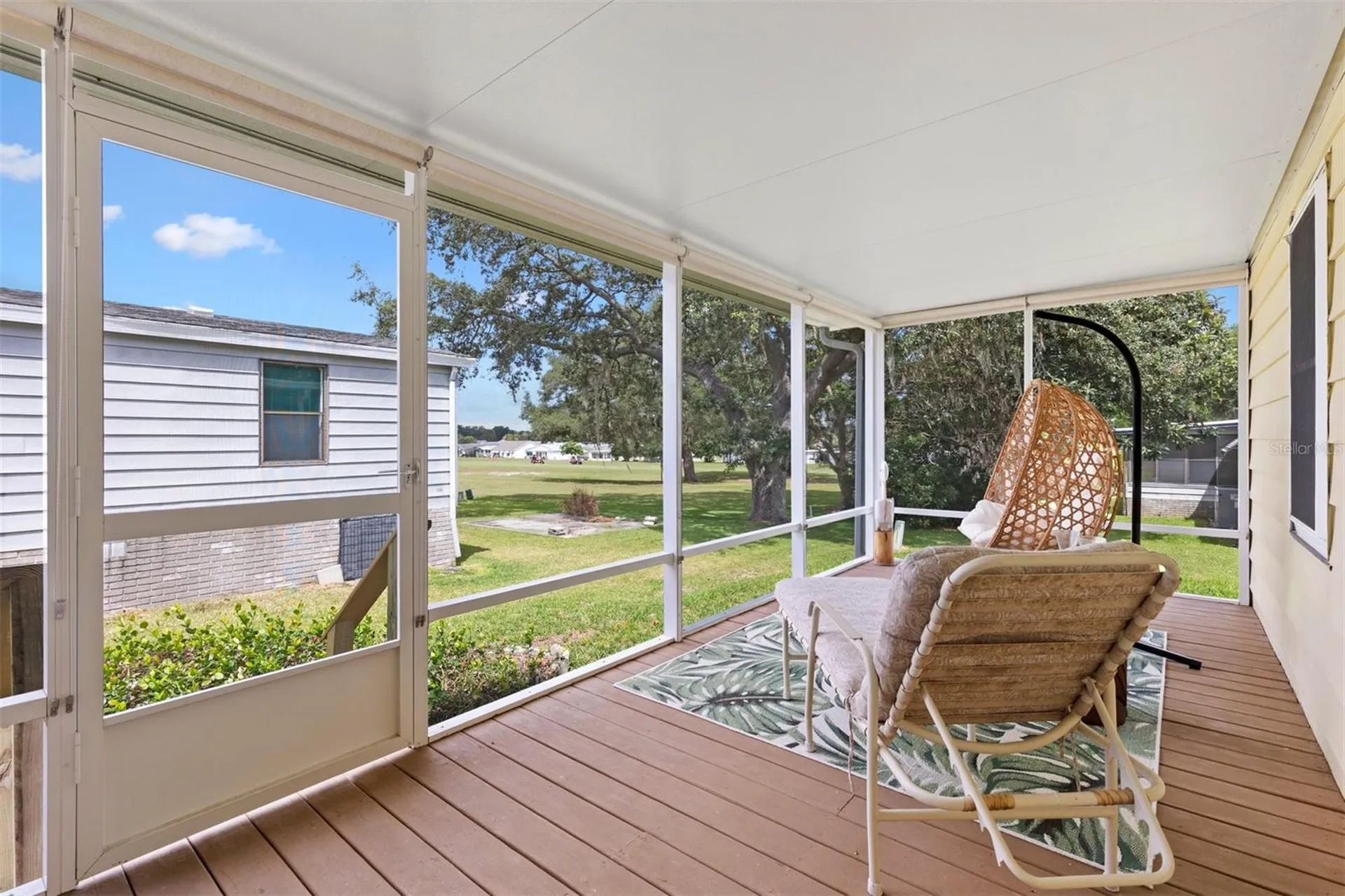 1726 Hilton Head Boulevard Lady Lake FL 32159