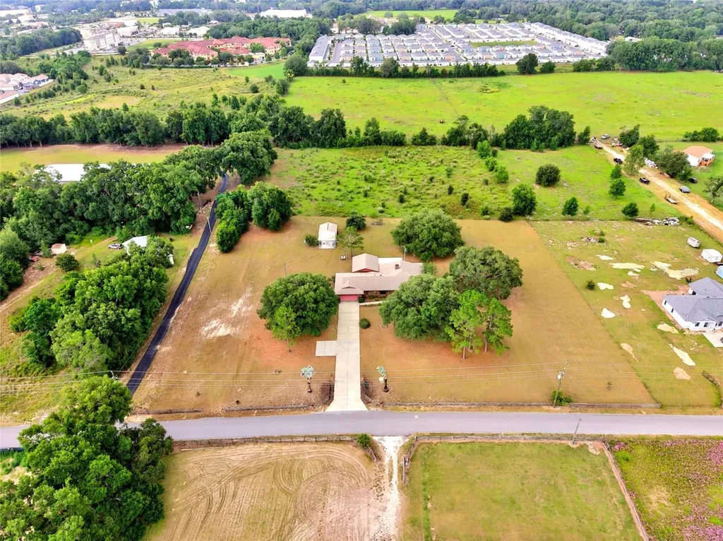 4711 County Road 134 Wildwood FL 34785
