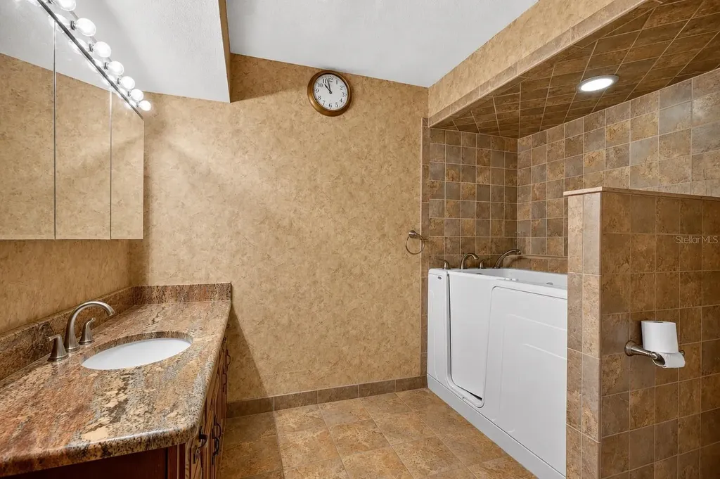 4711 County Road 134 Wildwood FL 34785