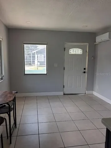 217 Banana Street Tarpon Springs FL 34689