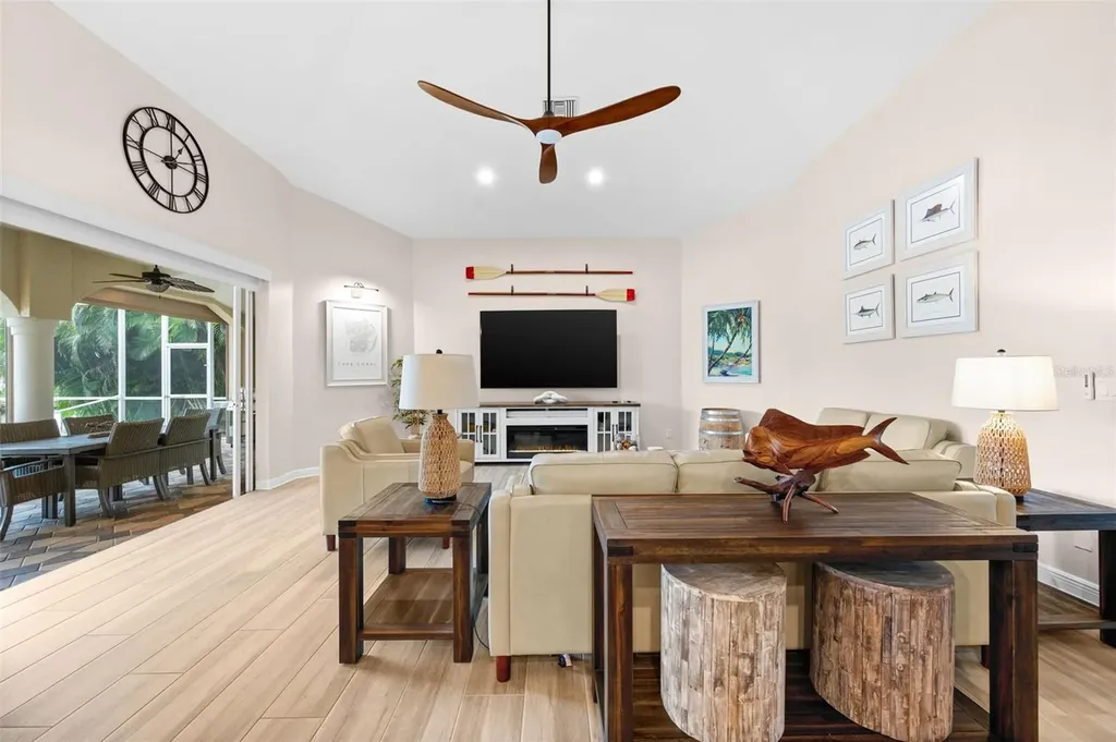 2106 SE 20th Lane Cape Coral FL 33990