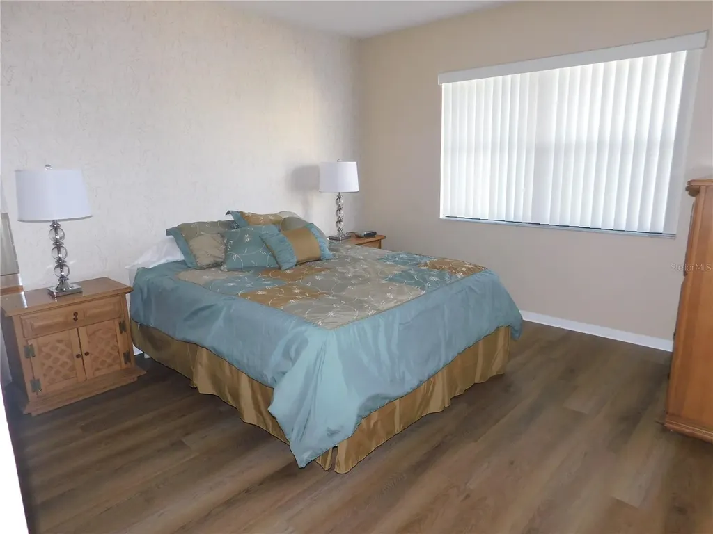 250 Woodlake Wynde Oldsmar FL 34677