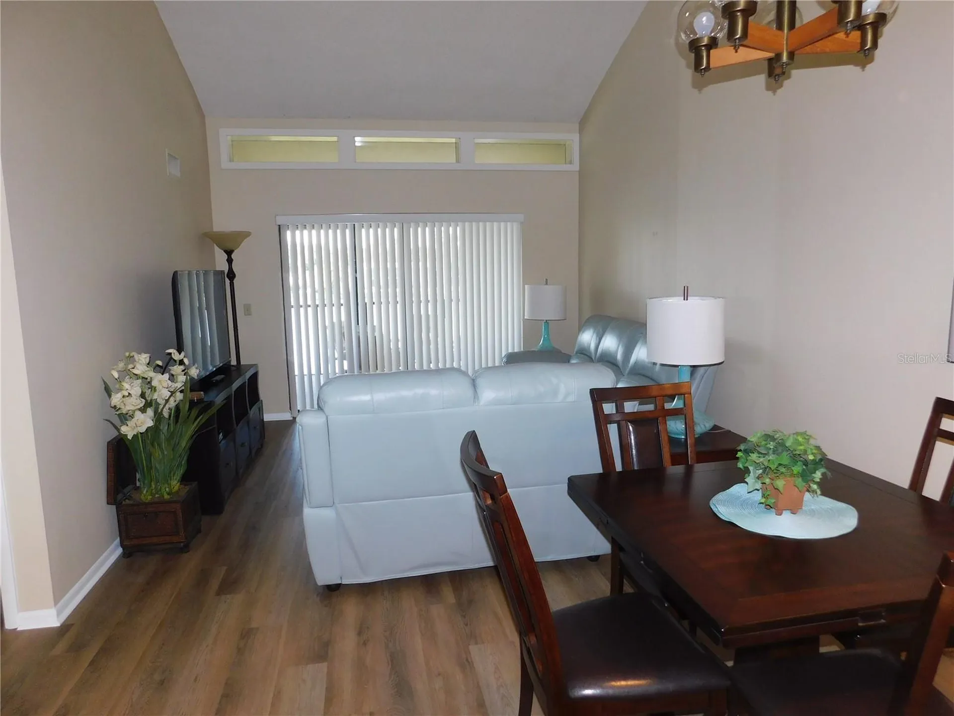 250 Woodlake Wynde Oldsmar FL 34677