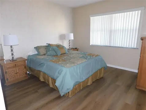 250 Woodlake Wynde Oldsmar FL 34677