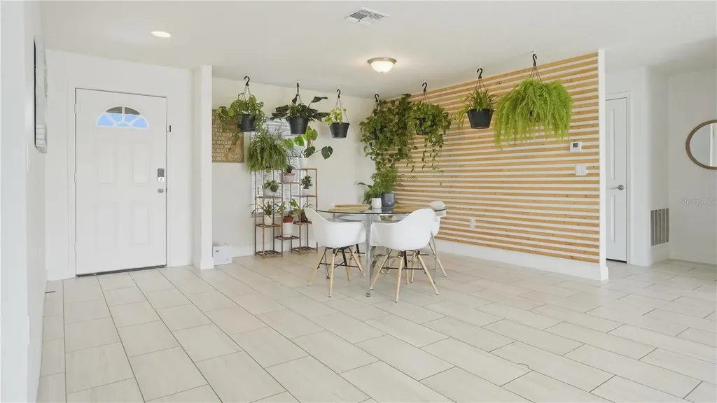 16 Alicante Court Kissimmee FL 34758