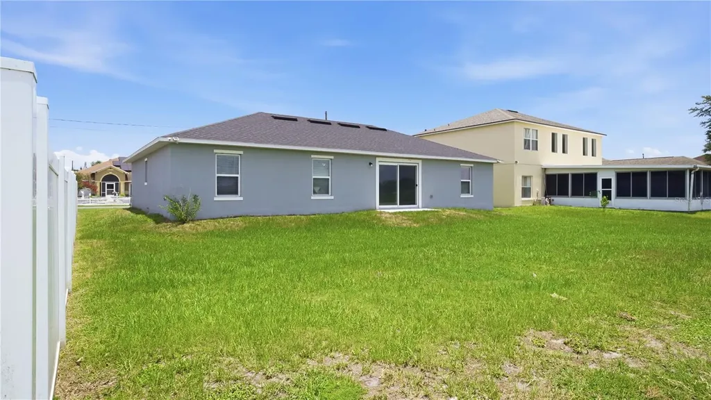 16 Alicante Court Kissimmee FL 34758