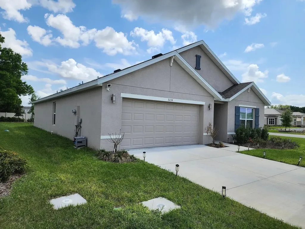 3234 Evenmore Way Wildwood FL 34785