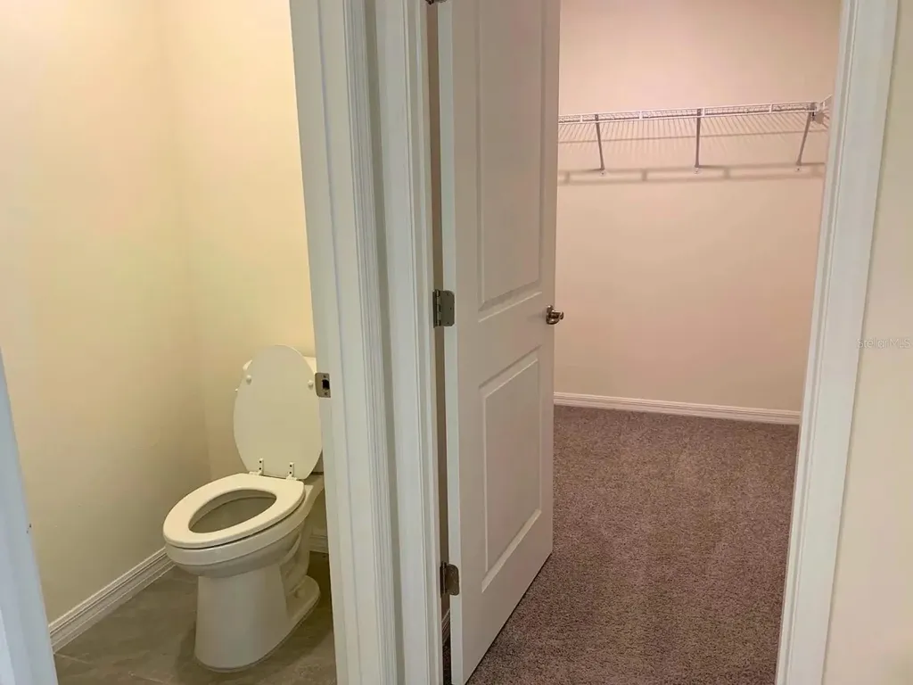 3234 Evenmore Way Wildwood FL 34785