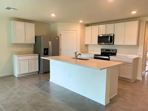 3234 Evenmore Way Wildwood FL 34785