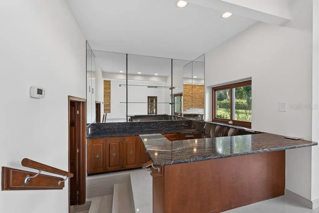 1007 Lakewood Drive Brandon FL 33510