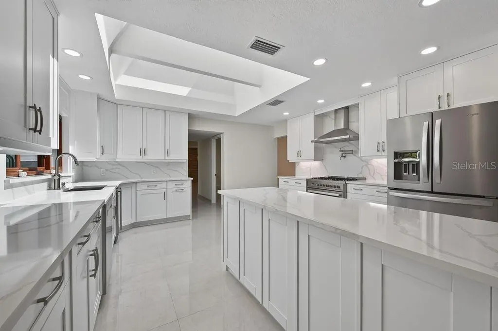 1007 Lakewood Drive Brandon FL 33510