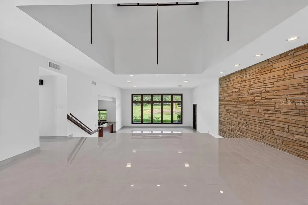 1007 Lakewood Drive Brandon FL 33510