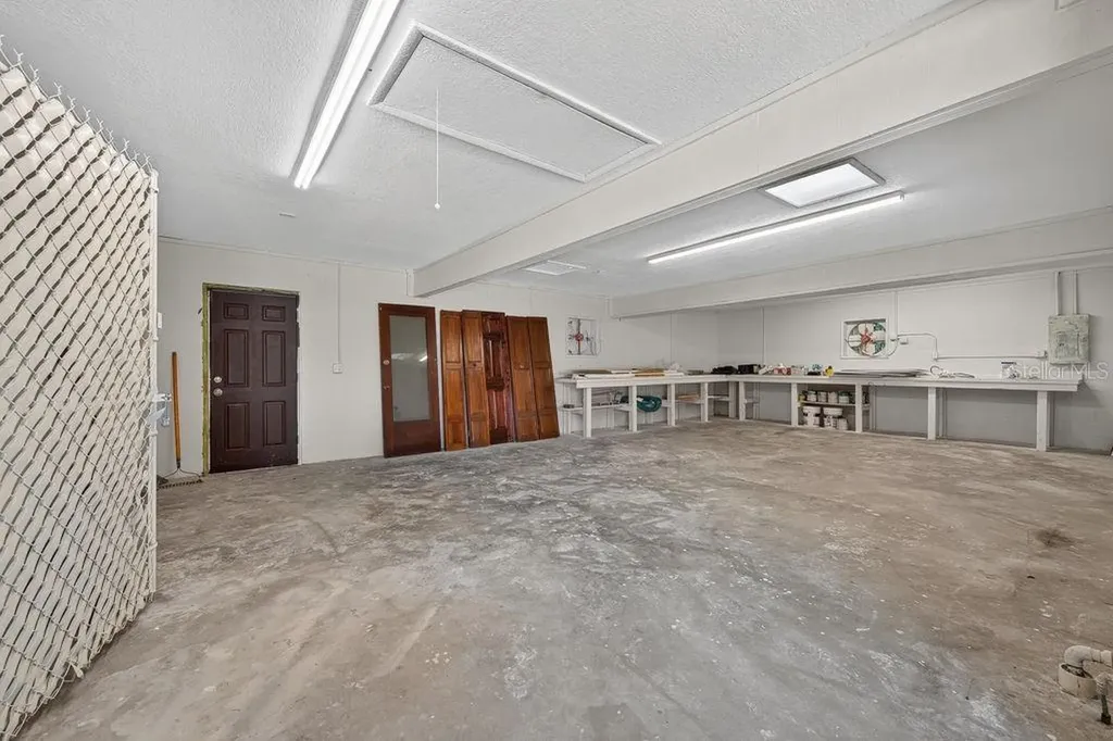 1007 Lakewood Drive Brandon FL 33510