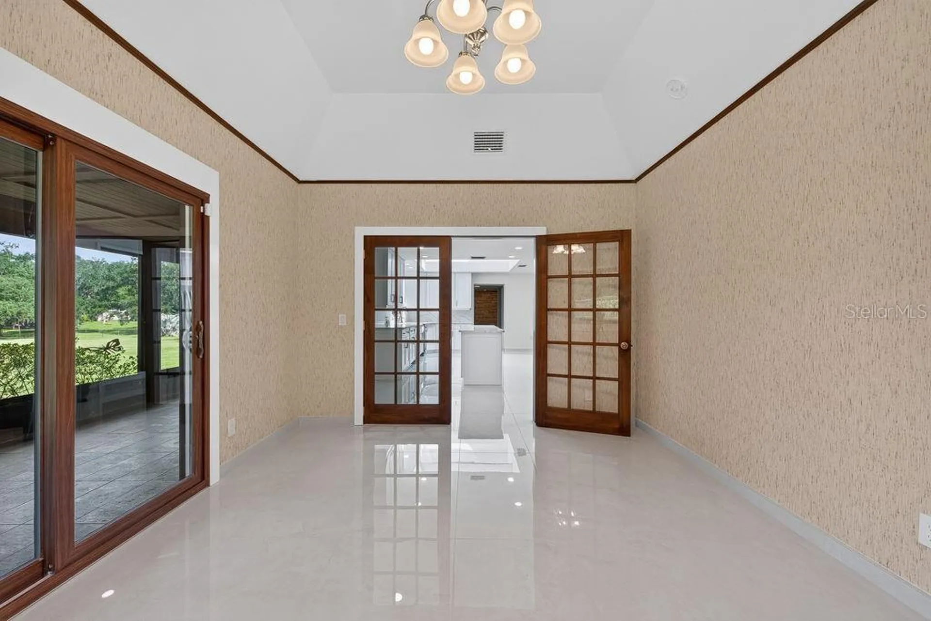 1007 Lakewood Drive Brandon FL 33510