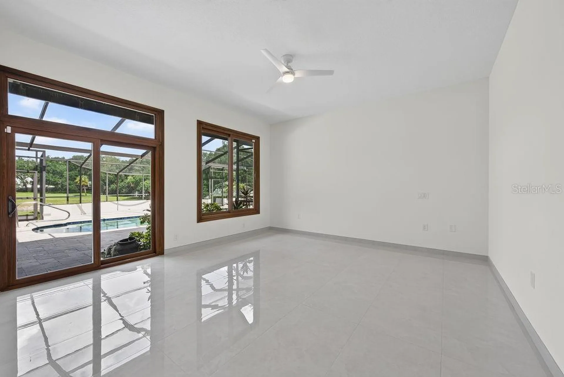 1007 Lakewood Drive Brandon FL 33510