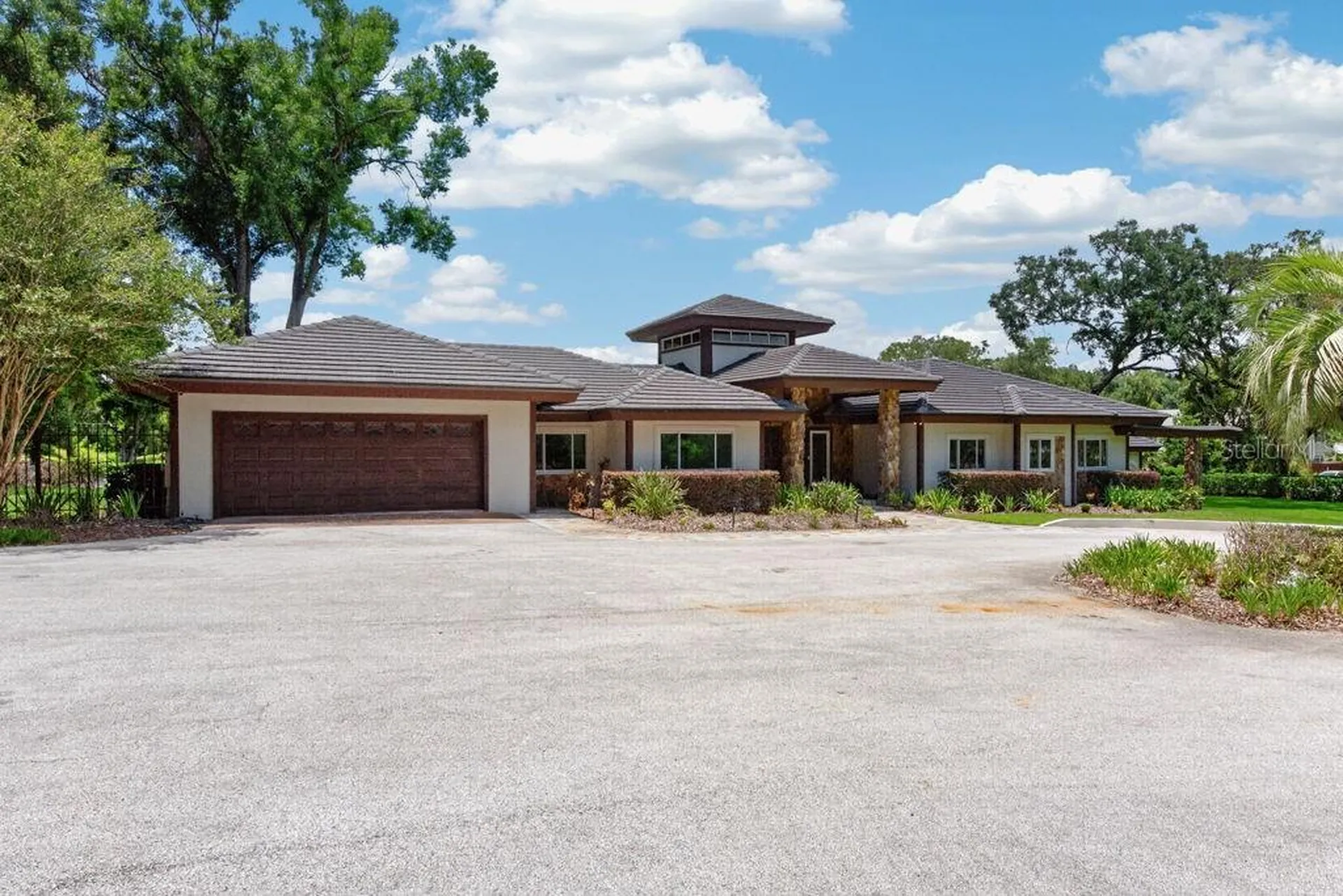 1007 Lakewood Drive Brandon FL 33510