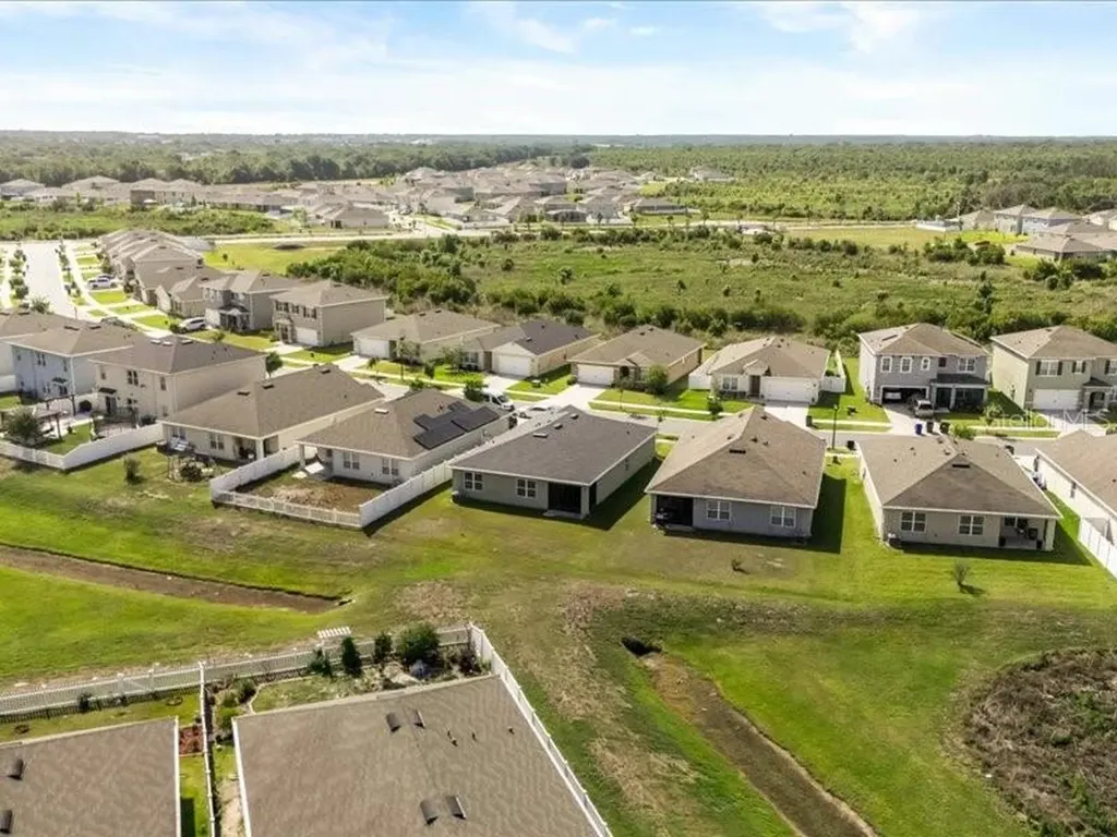 2796 Grandbury Grove Road Lakeland FL 33811