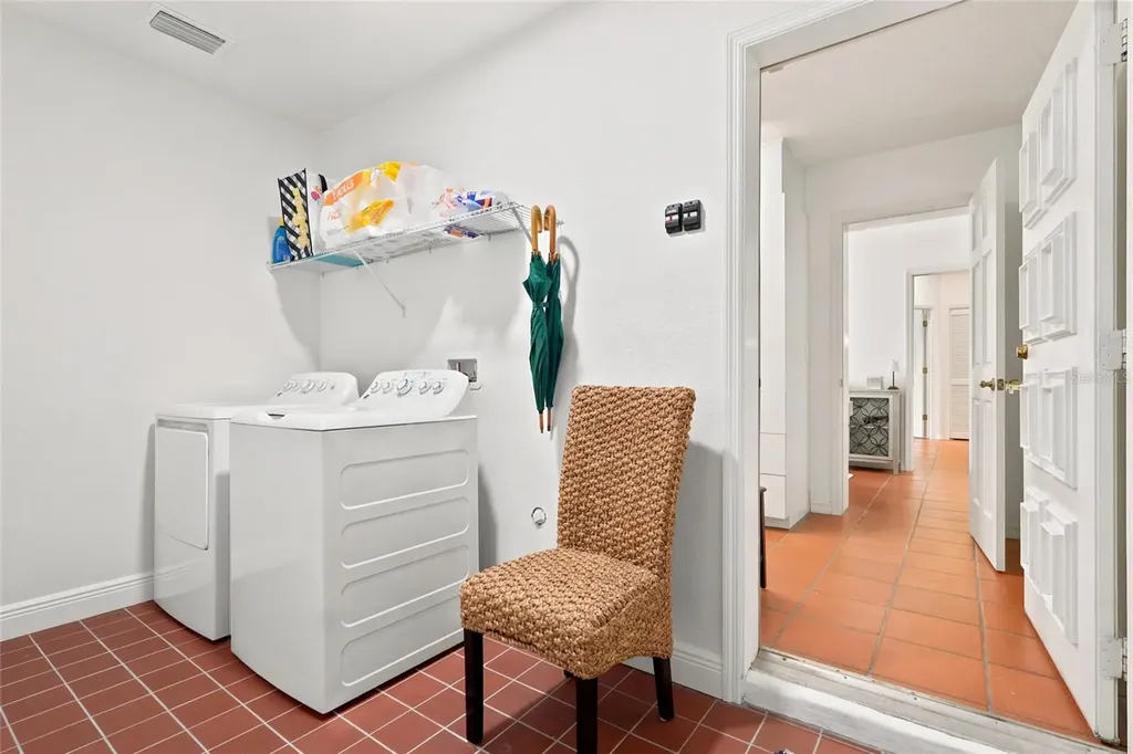 5359 Saddlebrook Way Wesley Chapel FL 33543