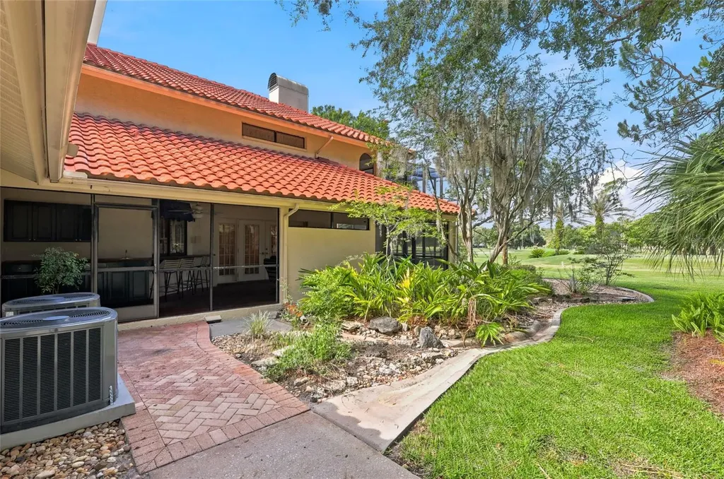 5359 Saddlebrook Way Wesley Chapel FL 33543